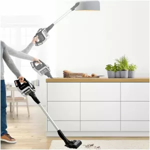 Bosch akumulatorski usisivač Unlimited BBS811PCK