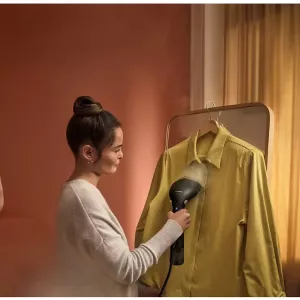 Philips aparat za vertikalno peglanje STH7060/80