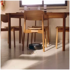 iRobot usisivač i brisač Combo j7 (c7158)