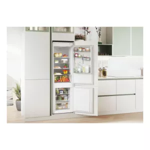 Candy ugradni frižider CBL3518E