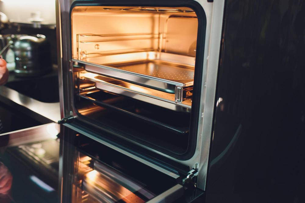 Šta je Bosch 3D HotAir i kako ravnomerno peče na više nivoa