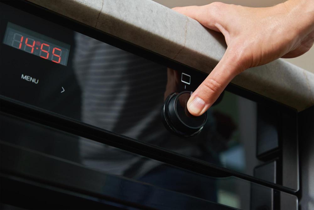 Pyrolytic čišćenje rerne - kako funkcioniše i da li je bezbedno